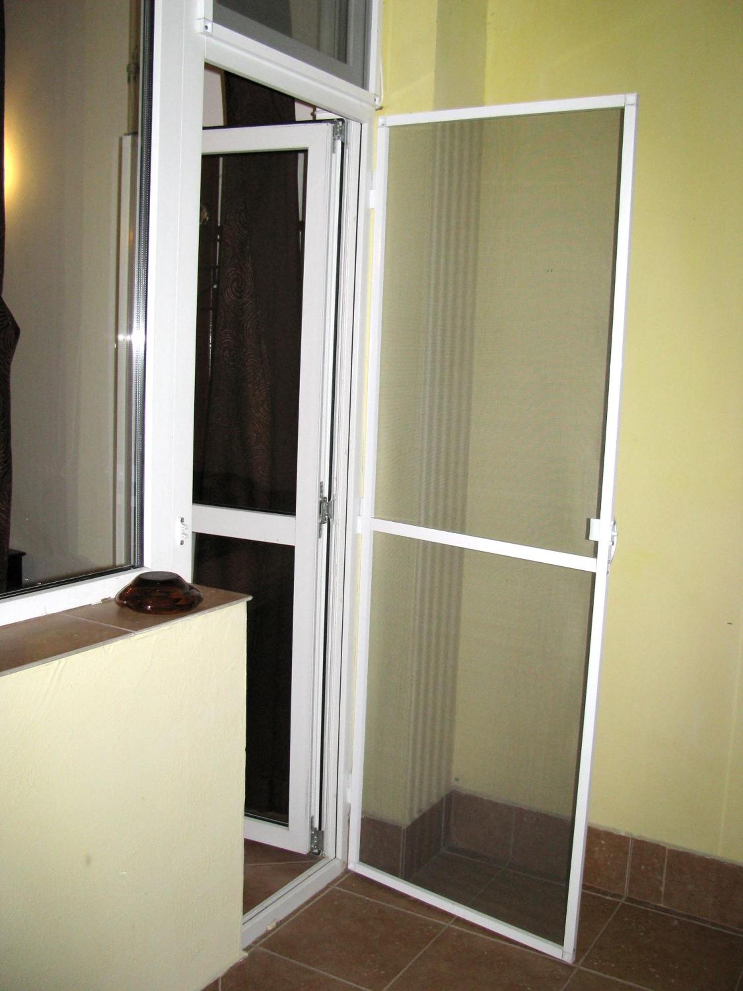 Guest House Familia Samovodene Exterior photo